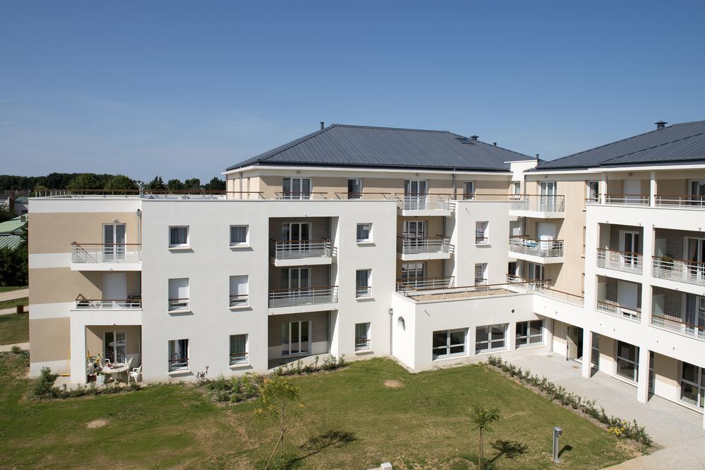 Domitys Le Chant Des Lavandieres Vernouillet  Exterior foto